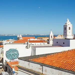 The 17 Party , Lagos Portugal